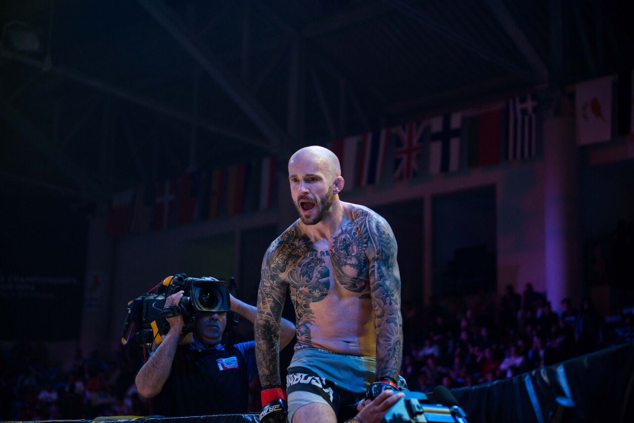 Leary doubtful local hero Al-Selwady can handle home pressure at Brave 10 -
