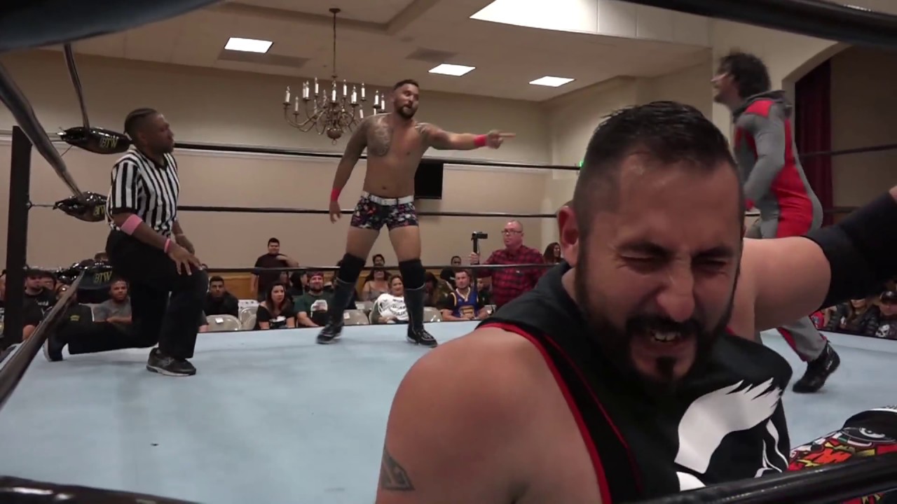 Pro-wrestling: Indie wrestler gets attacked by the Dad of the girl he spat on - Pro-wrestling