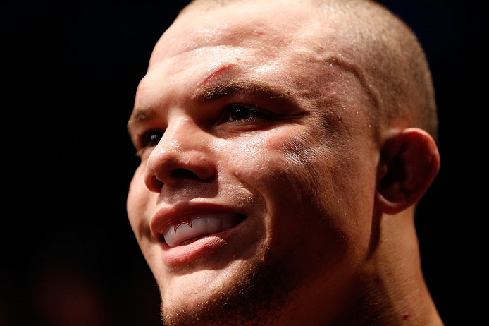 UFC: Anthony Smith hoping to get a title fight against Daniel Cormier by defeating Shogun Rua - Anthony Smith
