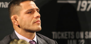 UFC: Rafael dos Anjos reveals he will not fight Santiago Ponzininnio in Argentina due to his wife being pregnant with their third child - Rafael dos Anjos