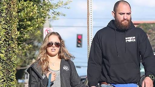 MMA: Ronda Rousey and Travis Browne trying to "live off grid" - ronda