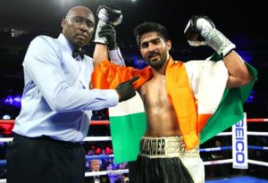 VIDEO: Vijender Singh beats Mike Snider via TKO in the fourth round - Vijender