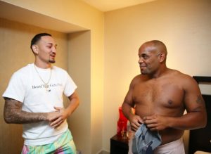 Max Holloway posts an extremely touching message of support to Daniel Cormier after UFC 241 loss - Max Holloway