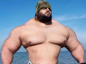 BKFC: Iranian Hulk will fight in BKFC: USA vs Iran World War 3 event in 2020 - Hulk