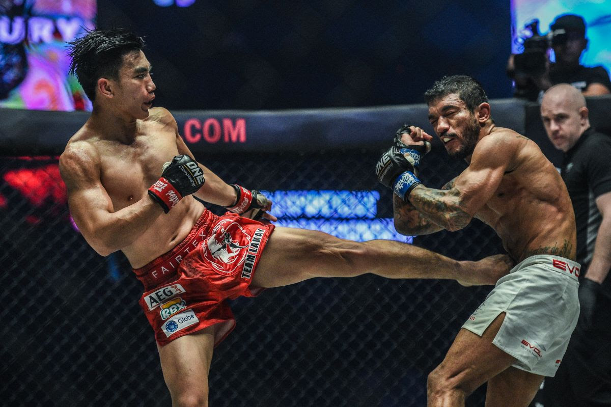 JOSHUA PACIO RETAINS ONE STRAWWEIGHT WORLD TITLE WITH A CLOSE SPLIT DECISION VICTORY OVER ALEX SILVA -