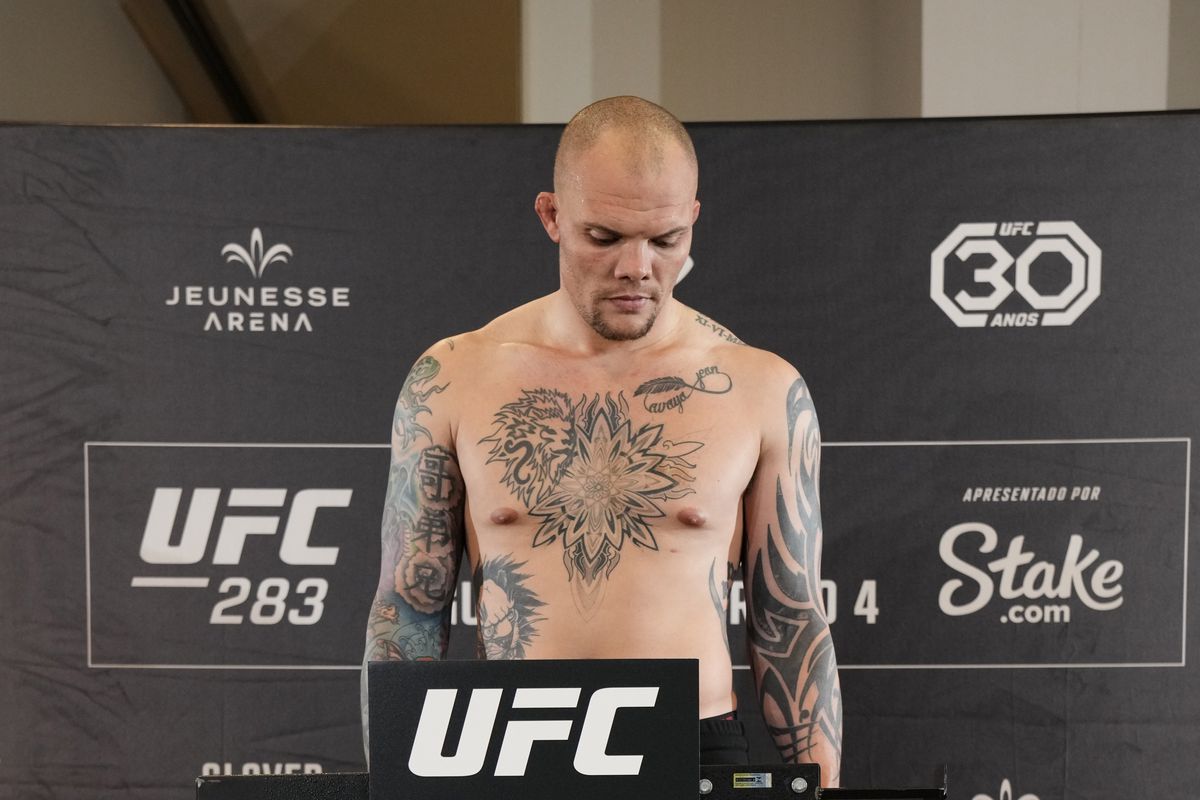 Anthony Smith missed weight at UFC 283